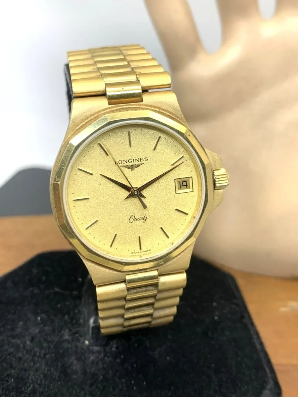 Longines Men's Watch Vintage Swiss Quartz Date Gold Stainless Steel 34mm